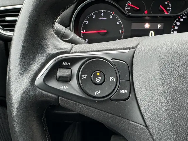 Opel Crossland 1.2 Turbo Elegance 2022 Benzine 11