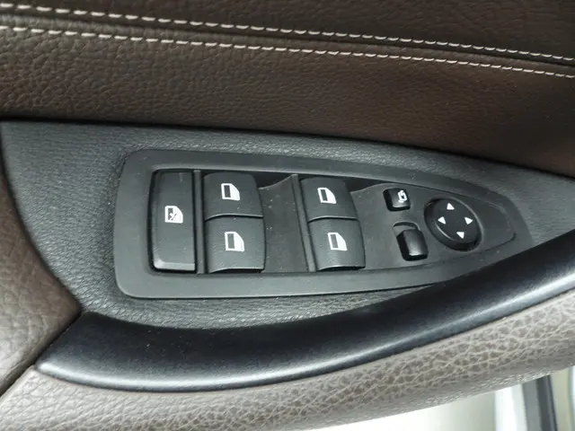 BMW X1 xDrive20i 2018 Benzine 28