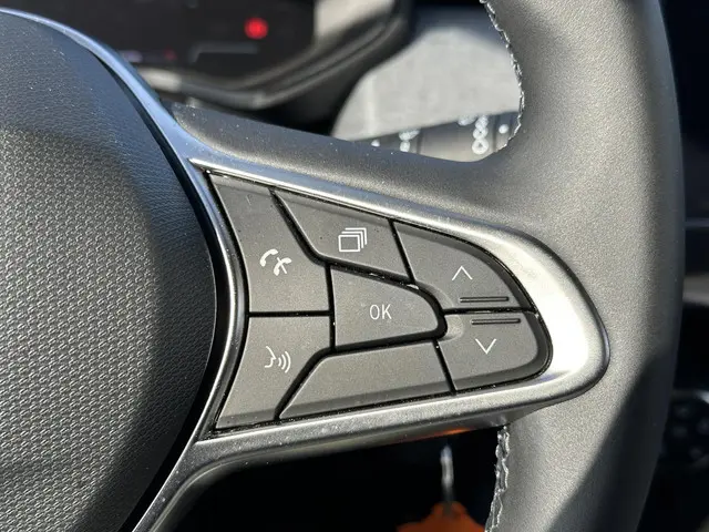 Renault Clio TCe 90 GPF Evolution 2025 Benzine 16