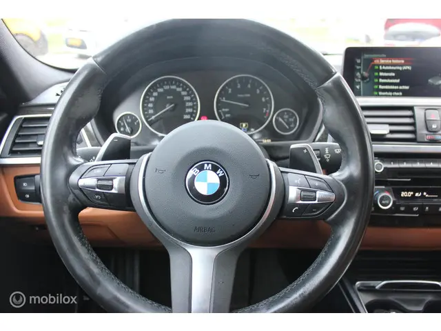 BMW 3 Serie 330e Luxury 2015 Hybride Benzine 8