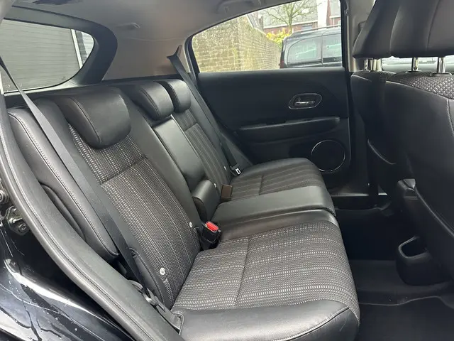 Honda HR-V 1.5 i-VTEC Executive 2016 Benzine 14