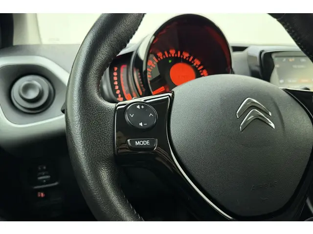 Citroën C1 1.0 VTi Shine 2017 Benzine 18