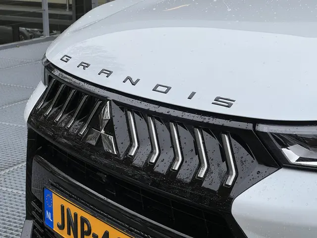 Mitsubishi Grandis 1.8 HEV Instyle 2025 Hybride Benzine 16