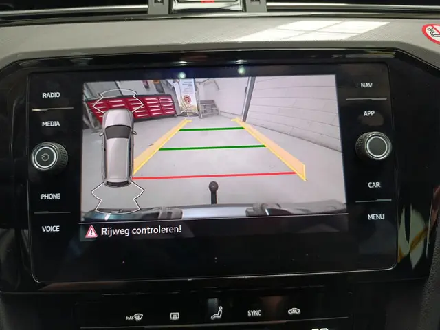 Volkswagen Passat Variant 1.5 TSI Business 2021 Benzine 22