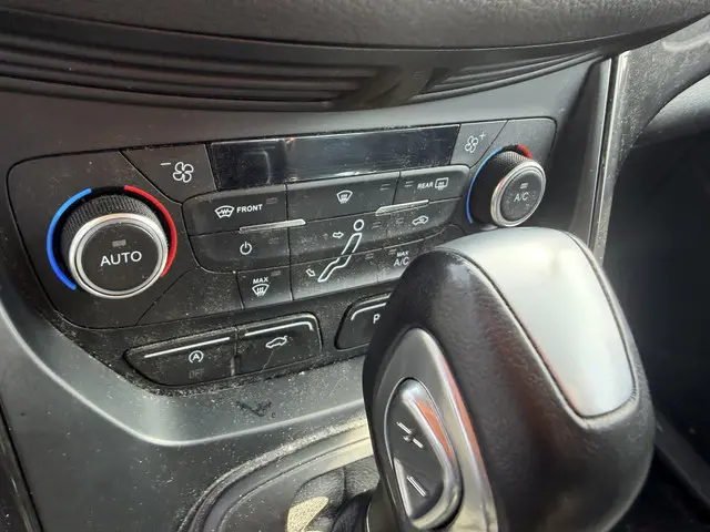 Ford Grand C-Max 1.5 Titanium Automaat 2017 Benzine 9