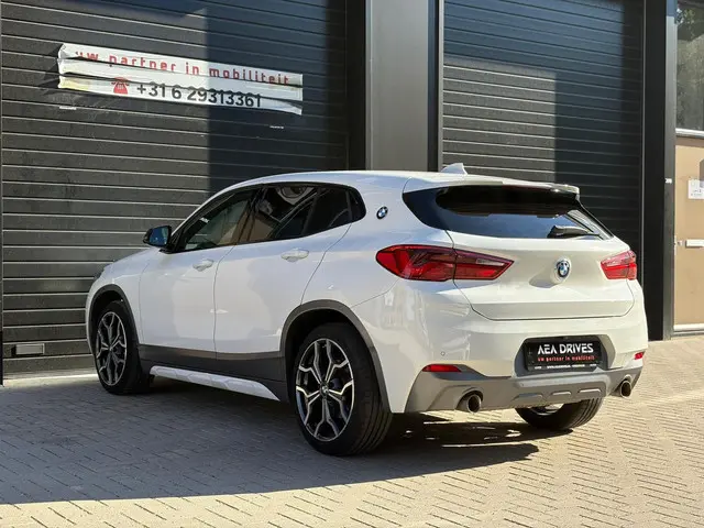 BMW X2 XDrive20i High Executive 2020 Benzine 4