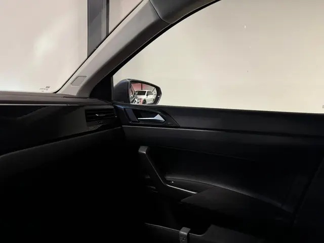 Volkswagen Polo 1.0 TSI Life PDC CARPLAY 2022 Benzine 20