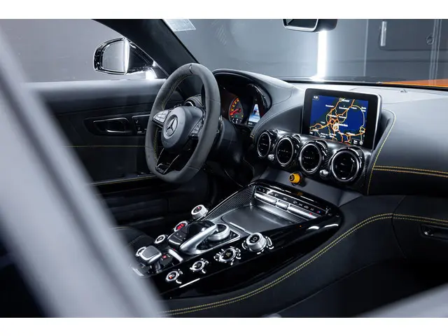 Mercedes-Benz AMG GT 2