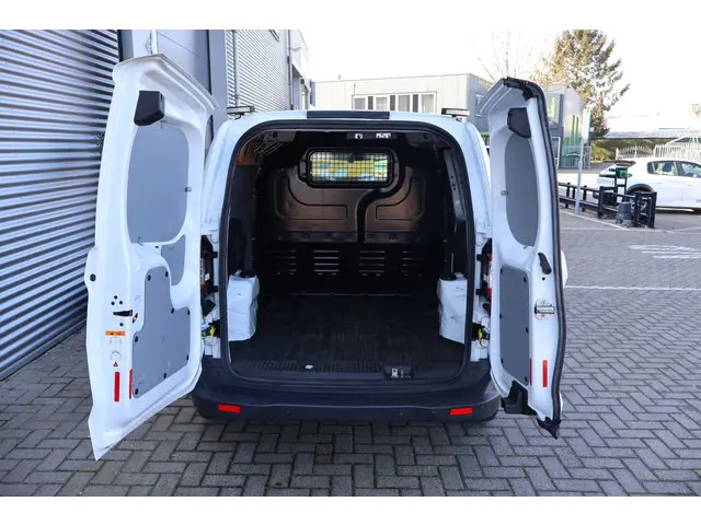 Ford Transit Courier 1.5 TDCI Trend 2019 Diesel 7