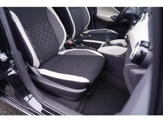 Nissan Micra 1.0 IG-T N-Connecta 2020 Benzine 34