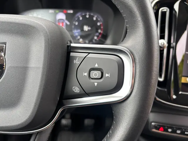Volvo XC40 1.5 T3 Momentum 2019 Benzine 19