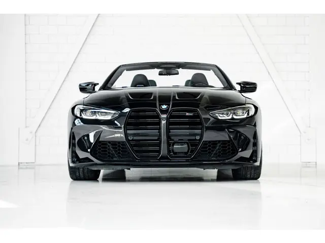 BMW M4 Cabrio xDrive Competition 2022 Benzine 18