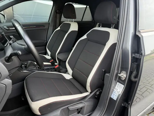 Volkswagen T-Roc 1.5 TSI Sport 2018 Benzine 12