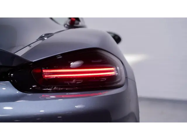 Porsche 718 Spyder RS 2024 Benzine 36