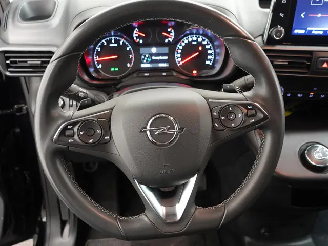 Opel Combo 1.5D L1H1 Edition 2021 Diesel 19