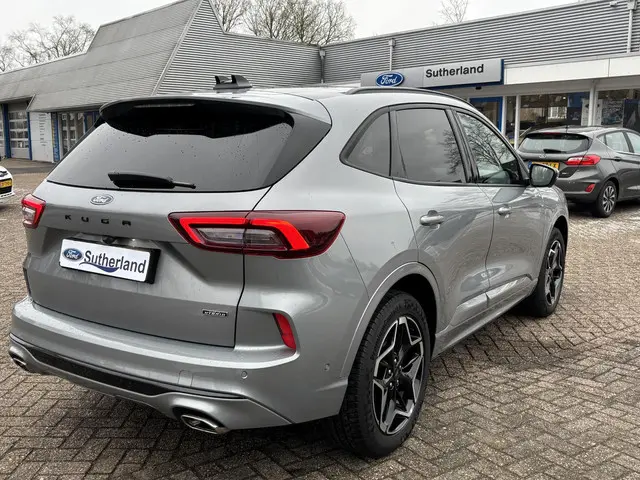 Ford Kuga 2.5 PHEV ST-Line X 2025 Hybride Benzine 7