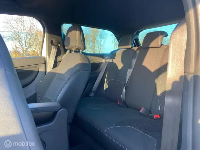 Citroën DS3 1.2 PureTech So Chic 2015 Benzine 12