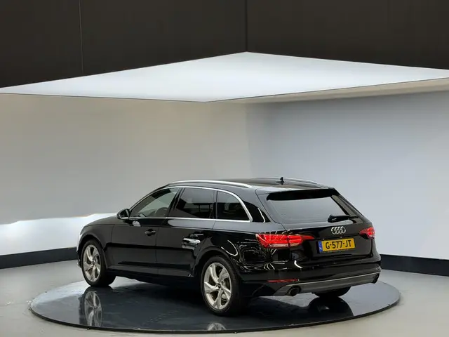 Audi A4 Avant 2.0 TFSI MHEV Design Pro Line 2018 Benzine 2