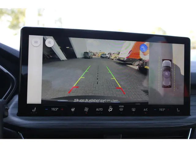 Ford Kuga 2.5 FHEV Active X 2024 Hybride Benzine 58