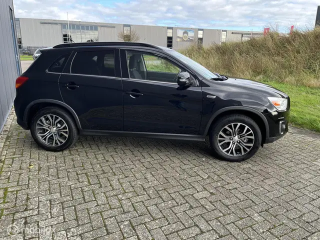 Mitsubishi ASX 1.6 Cleartec Intense 2016 Benzine 18