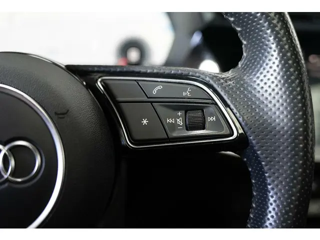 Audi A3 Sportback 35 TFSI S edition 2020 Benzine 16