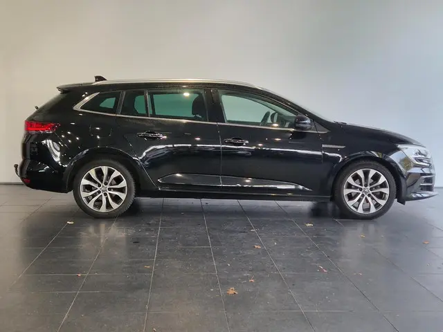 Renault Mégane Estate 1.3 TCe 140 Techno 2023 Benzine 16