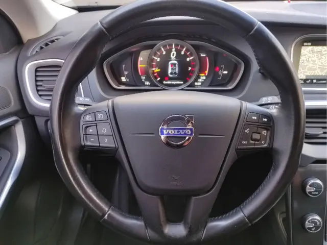 Volvo V40 1.6 T2 Kinetic 2015 Benzine 21