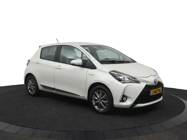 Toyota Yaris 1.5 Hybrid Aspiration 2017 Hybride Benzine 14