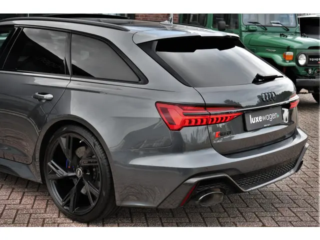 Audi RS6 Avant 4.0 TFSI quattro 2022 Benzine 70