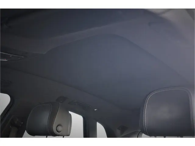 Audi Q5 2.0 TFSI quattro Launch Edition 2017 Benzine 85