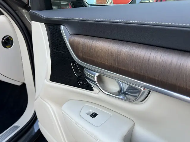 Volvo S90 2.0 B4 Inscription 2021 Hybride Benzine 30