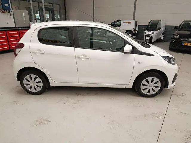 Peugeot 108 1.0 e-VTi Active 2018 Benzine 16