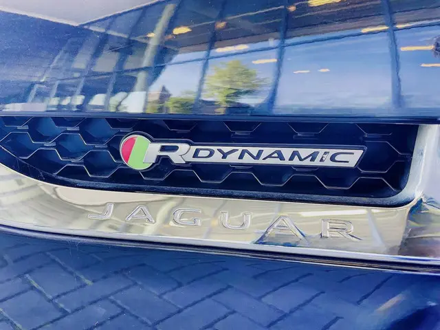 Jaguar F-Type P300 RWD 2019 Benzine 34