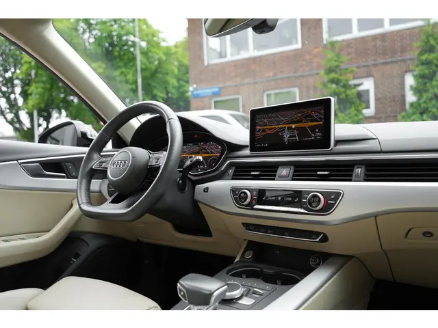 Audi A4 Avant 40 TFSI S line 2019 Benzine 29