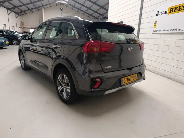 Kia Niro 1.6 GDi Hybrid DynamicLine 2020 Hybride Benzine 7