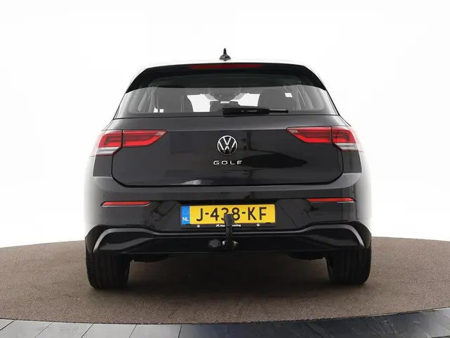 Volkswagen Golf 1.5 TSI 130pk Life 2020 Benzine 22