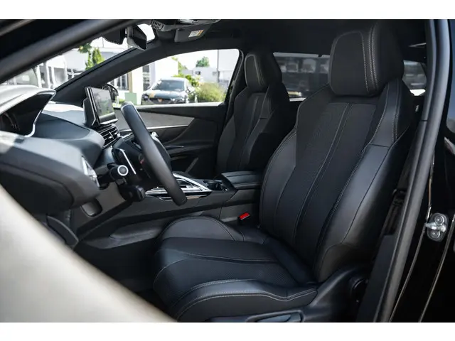 Peugeot 5008 GT 2024 Benzine 12