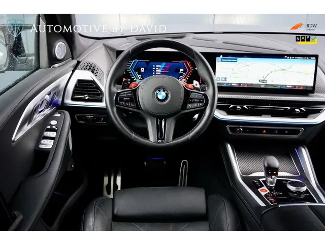 BMW XM PHEV 4.4 V8 653 pk 30 kWh 2023 Hybride Benzine 7