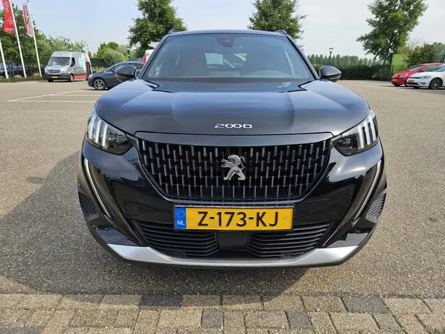 Peugeot 2008 1.2 PureTech GT 2023 Benzine 5