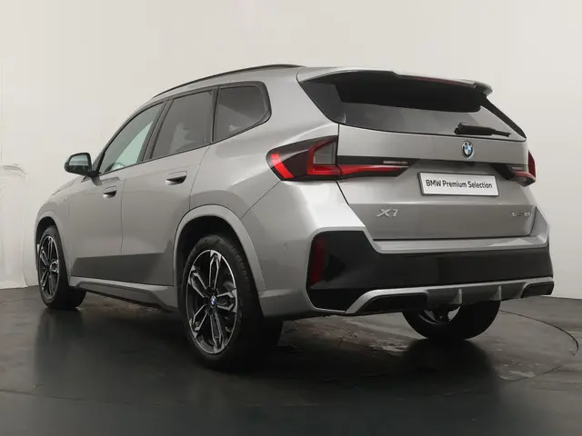 BMW X1 sDrive18i 2025 Benzine 11