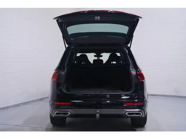 SEAT Tarraco 1.5 TSI FR Business Intense 2023 Benzine 16