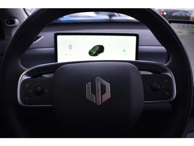 Leapmotor C10 REEV Design 28.4 kWh 2025 Hybride Benzine 30