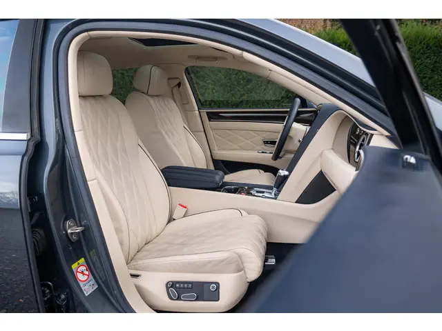 Bentley Flying Spur 4.0 V8 2016 Benzine 11