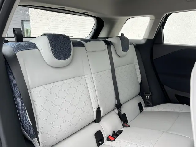 MINI Aceman Mini E Classic S 42.5 kWh 2025 Elektrisch 6