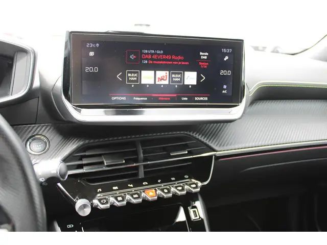 Peugeot 2008 1.2 PureTech GT-Line 2020 Benzine 18