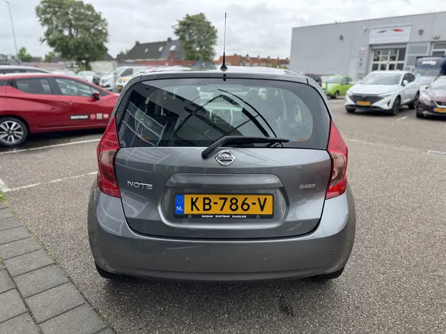 Nissan Note Automaat 1.2 DIG-S Acenta PDC 2016 Benzine 5