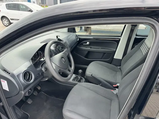 Volkswagen up! 1.0 BMT move up! 2019 Benzine 19