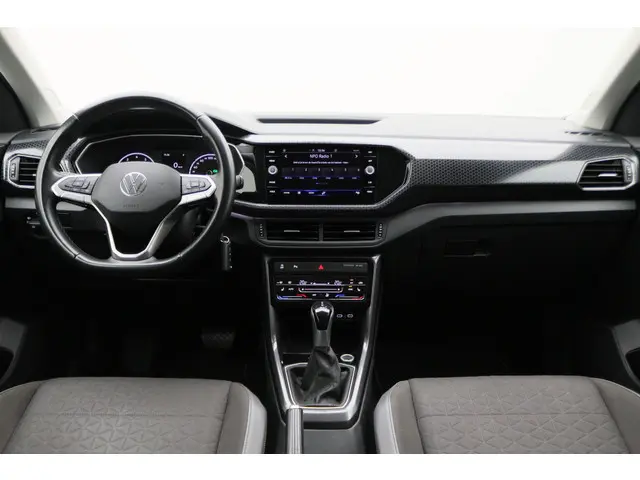 Volkswagen T-Cross 2