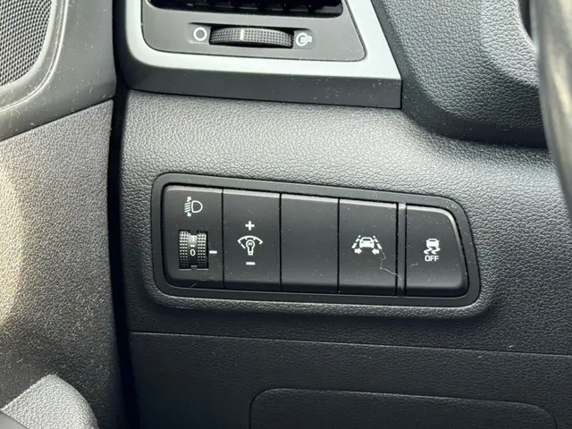 Hyundai Tucson 1.6 GDi Comfort 2016 Benzine 23