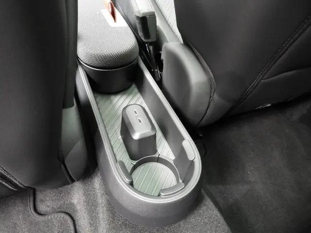 MINI Aceman SE 2024 Elektrisch 17